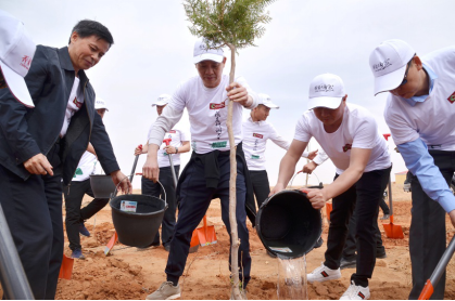 用戶的認(rèn)可，大自然地板榮獲“全民星品牌”獎(jiǎng)1015.png